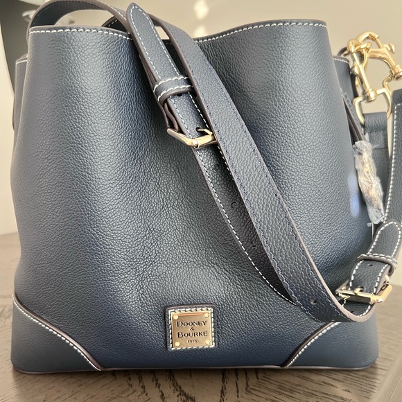 Dooney & Bourke Sorrento Barlow Satchel Navy - Picture 1 of 8